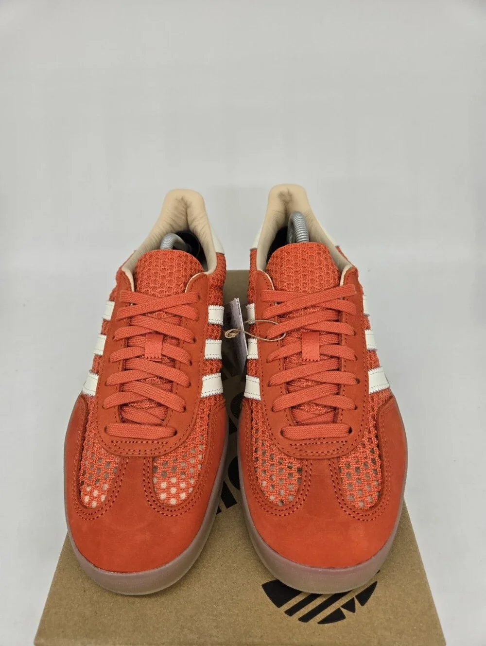 adidas Men's Gazelle Indoor JS0713 Glow Amber Off White Shoes Size 11 New